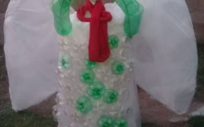 GANADORES DEL II CONCURSO DE ADORNOS NAVIDEÑOS CON MATERIAL RECICLABLE ORGANIZADO POR EL MUNICIPIO