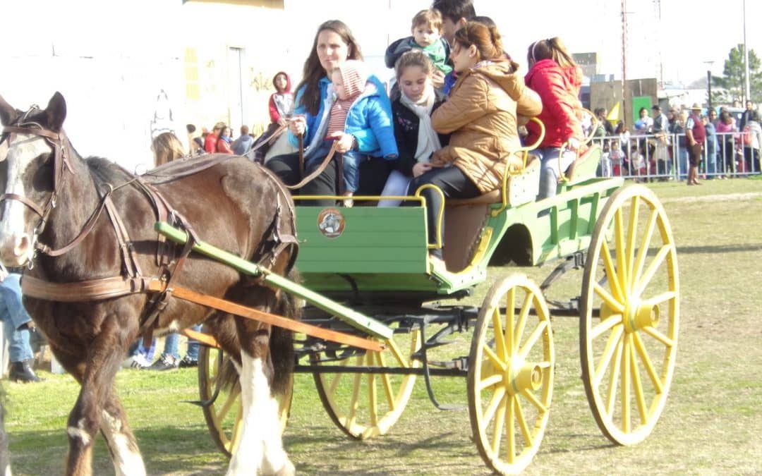 EL PRÓXIMO DOMINGO HABRÁ PASEOS A CABALLO Y EN CARRUAJES EN EL PREDIO DEL FERROCARRIL PARA SEGUIR CELEBRANDO EL DIA DEL NIÑO