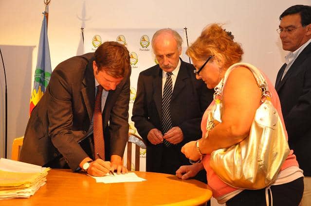 El Municipio entregó 71 Escrituras