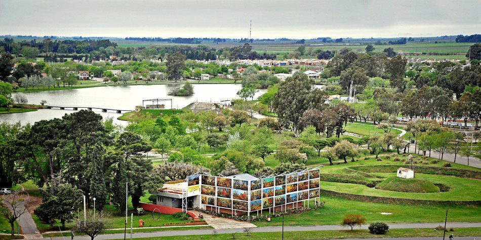 El Municipio invita a participar del acto por los 33 años de Democracia