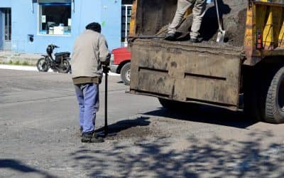 El Ente Descentralizado realiza trabajos de bacheo en 30 de Agosto