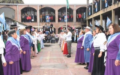 EL GRITO DE “VIVA LA PATRIA” RESONÓ FUERTE EN EL ACTO POR EL DÍA DE LA INDEPENDENCIA