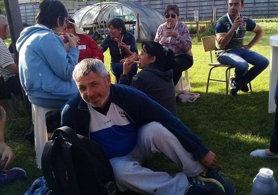 LOS DOS AÑOS DE LA UNIDAD PRODUCTIVA HORTICOLA “El GANCHO”, ENTRE CHARLA, RECORRIDA, MATE Y TORTAS COMPARTIDAS