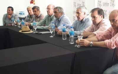 ENCUENTRO REGIONAL DE INTENDENTES Y UNA PROBLEMATICA COMUN: LA DE LOS PERROS SUELTOS EN LA CALLE