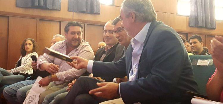 RECONOCIMIENTOS PARA LA DRA. FERSTER Y EL DR. SERANTES