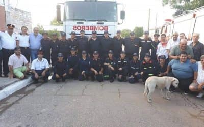 BOMBEROS VOLUNTARIOS DE DE BERUTTI INCORPORO A SU PARQUE AUTOMOTOR UN CAMION CISTERNA
