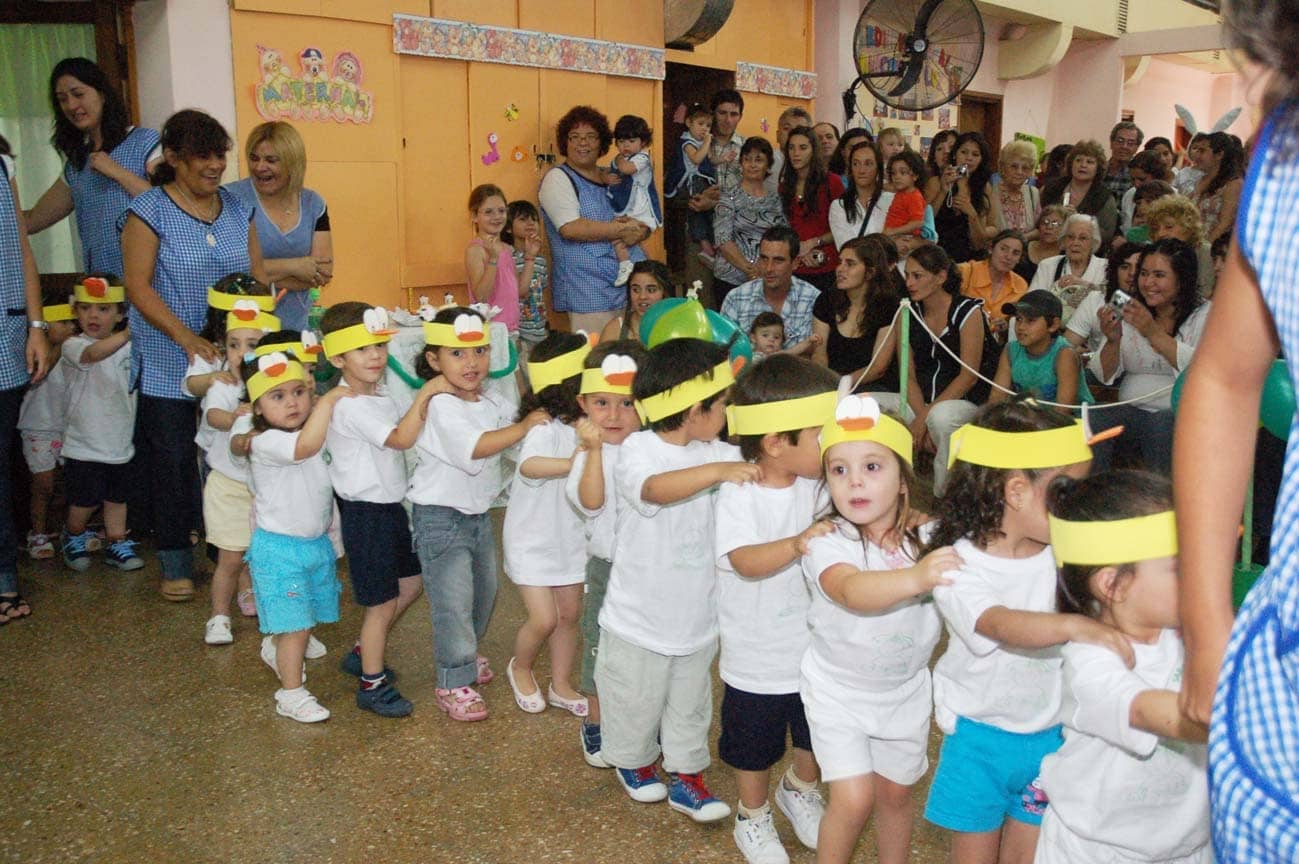 El Jardín Rincón de Luz despidió a sus egresados