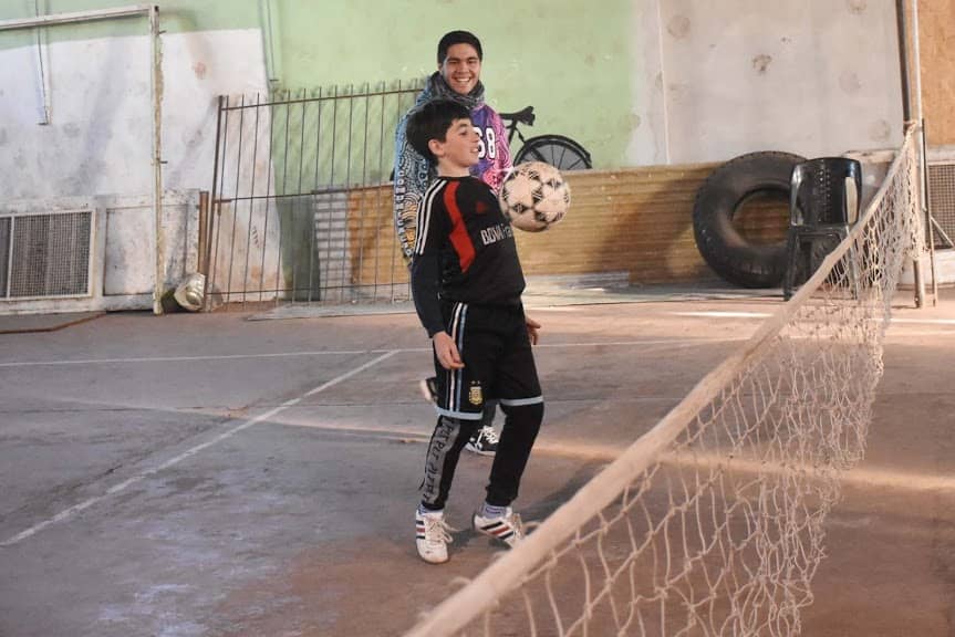 EN EL CALENDARIO DE VACACIONES DE INVIERNO DEL PROGRAMA ENVIÓN HOY (JUEVES) TOCAFÚTBOL Y ACTIVIDADES RECREATIVAS