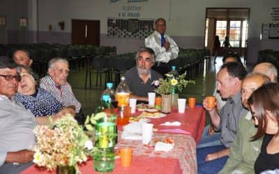 Ferster y Fernández participaron del Te Anual de adultos mayores