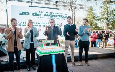 ENVUELTA EN EL CALOR Y EL ACOMPAÑAMIENTO DE LA COMUNIDAD, LA CIUDAD DE 30 DE AGOSTO CELEBRÓ SU 112° ANIVERSARIO EN UNA JORNADA DE MUCHAS EMOCIONES