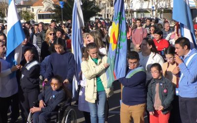 EN EL ACTO OFICIAL POR EL DÍA DE LA INDEPENDENCIA, SE REFLEXIONÓ SOBRE LA IMPORTANCIA DE BUSCAR LA UNIDAD Y TRABAJAR POR UN FUTURO MEJOR PARA TODOS