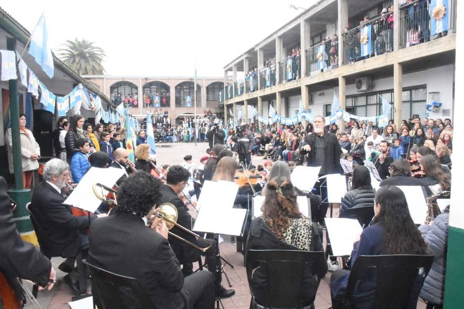 PRESENTACIONES DE COROS, ORQUESTAS, ENSAMBLES Y LA BANDA MUNICIPAL, EN LA AGENDA DE ESTE MES DE LA ESCUELA DE MUSICA