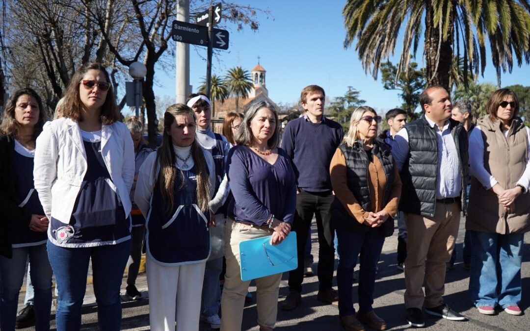 ACTO POR EL DÍA DEL MAESTRO: SE DESTACÓ LA LABOR DOCENTE Y SE REAFIRMÓ EL COMPROMISO DEL MUNICIPIO CON LA EDUCACIÓN
