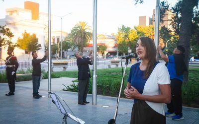 EL INTENDENTE DIO INICIO A LOS ACTOS POR LA REINAUGURACIÓN DE LA PLAZA SAN MARTÍN: PARTICIPARON LOS GRANADEROS Y SE COLOCÓ LA IMAGEN DE LA VIRGEN DE FÁTIMA EN EL PEDESTAL DEL MONUMENTO