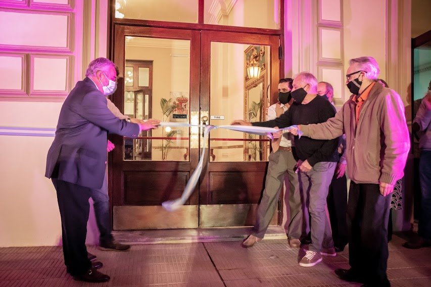 RECUERDOS, RECONOCIMIENTOS, EMOCIONES Y UNA AMPLIA DESCRIPCIÓN DE LA GRAN OBRA DE REMODELACIÓN, EN EL ACTO DE REINAUGURACIÓN DEL TEATRO ESPAÑOL