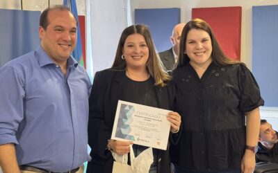 DOS MÉDICAS FINALIZARON SUS RESIDENCIAS EN EL HOSPITAL MUNICIPAL “DR. PEDRO T. ORELLANA”: EL INTENDENTE VALORÓ EL ESFUERZO Y LA IMPORTANCIA DE CONTINUAR CON EL PROGRAMA