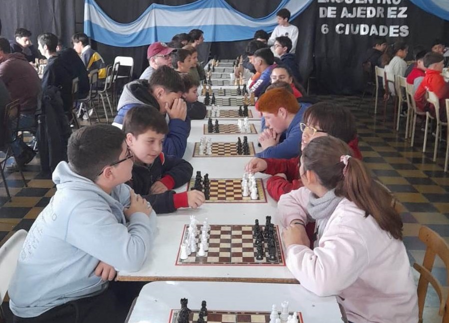 TORNEO DE AJEDREZ SEIS CIUDADES: TRENQUE LAUQUEN SE VOLVIÓ DE QUENUMÁ CON DOS SEGUNDOS PUESTOS Y UN TERCER LUGAR