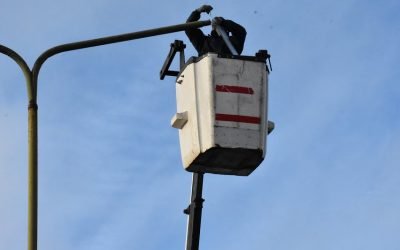 EL MUNICIPIO REALIZÓ EL RECAMBIO DE LUMINARIAS EN LA CALLE AGUSTÍN ÁLVAREZ E INICIA LA TERCERA ETAPA DEL PROGRAMA “ARGENTINA HACE” EN EL ACCESO GARCÍA SALINAS