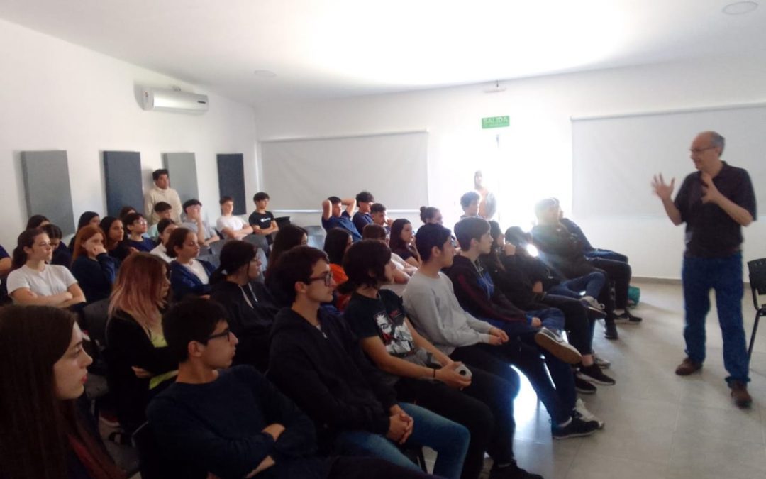ESTUDIANTES DE LA ESCUELA SECUNDARIA Nº3 RECORRIERON LAS INSTALACIONES Y PARTICIPARON DE UNA CHARLA EN EL POLO CIENTÍFICO TECNOLÓGICO