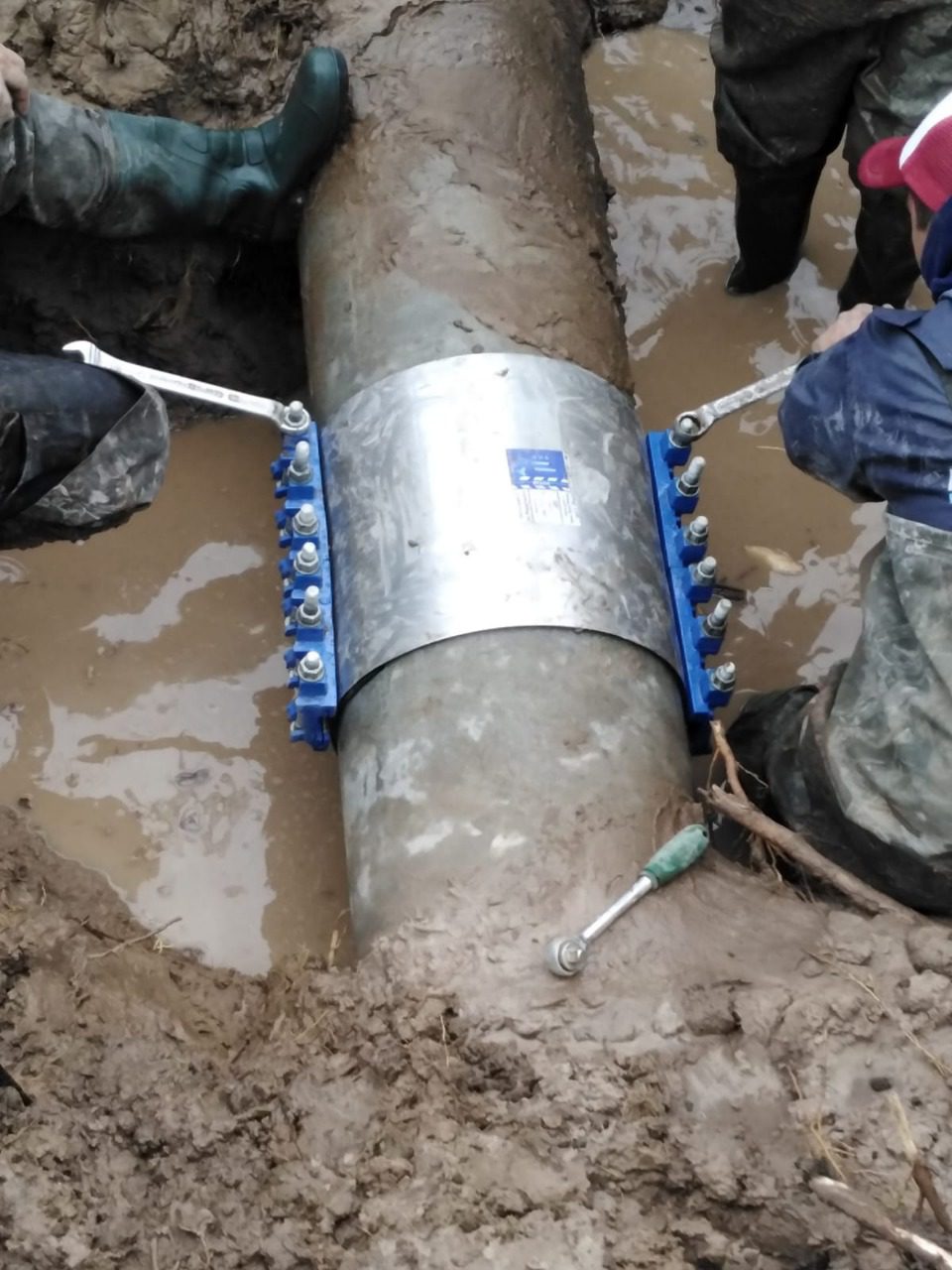 COMENZÓ A RESTABLECERSE EL SERVICIO DE AGUA TRAS LA REPARACIÓN DE UN ...