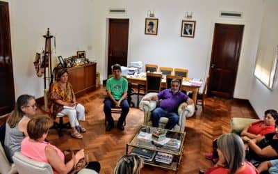 Fernández y Fabris se reunieron con artesanos que buscan conformarse como Asociación Civil