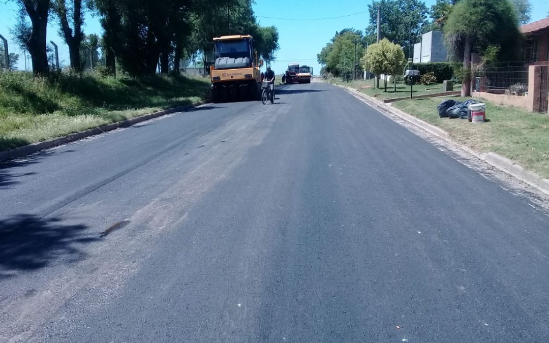 EL MUNICIPIO TERMINÓ LA OBRA DE PAVIMENTO EN LA CALLE ISLAS MALVINAS, ENTRE MARIANO MORENO Y DORREGO, EN TREINTA DE AGOSTO