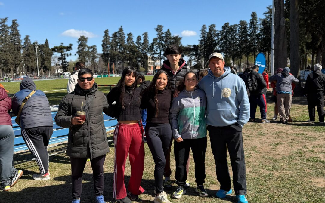 DESTACADA ACTUACIÓN DEL PÚA EN EL CAMPEONATO NACIONAL U18: RENATA BARRAGÁN, CAMPEONA EN 5000 METROS MARCHA Y MORENA FLORES, SUBCAMPEONA EN LOS 800 METROS