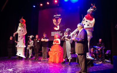 EL TEATRO ESPAÑOL VOLVIÓ A RENACER Y BRILLÓ CON LA PRESENTACIÓN DE “AVE FÉNIX”, UN ESPECTÁCULO INTEGRAL CON MÁS DE 80 ARTISTAS LOCALES EN ESCENA