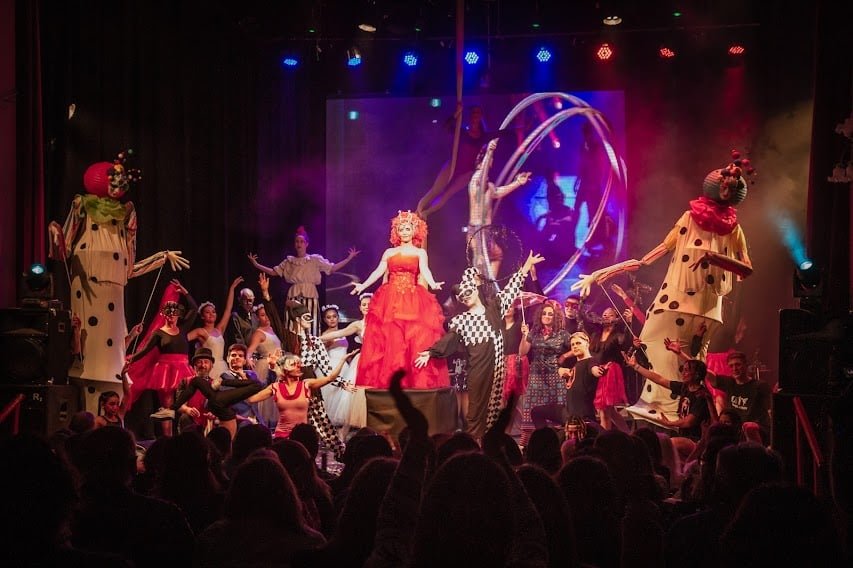 EL ESPECTÁCULO “AVE FÉNIX” VOLVERÁ A VERSE EL PRÓXIMO DOMINGO DESDE LAS 20.30 HORAS POR CANAL 12