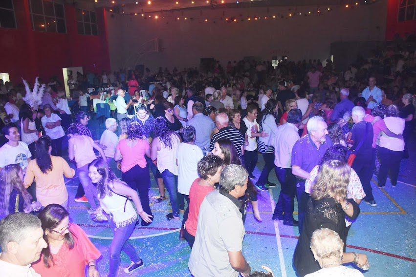 BAILES DE CARNAVAL POR DUPLICADO: EL DOMINGO EN EL PLAYÓN DE LA ESTACIÓN DE TRENQUE LAUQUEN Y EL LUNES EN EL CLUB GIAT, DE BERUTI