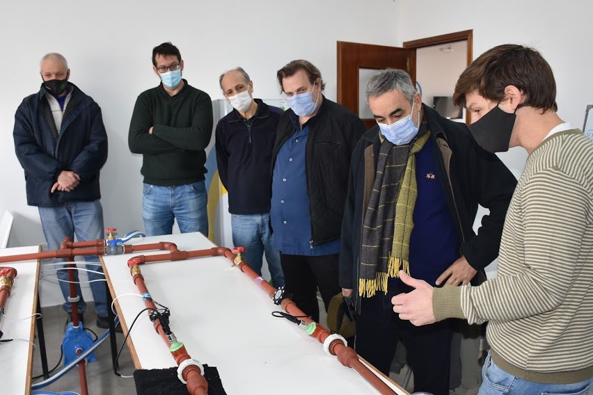 BANCO DE PRUEBAS MUNICIPAL DE MEDIDORES DE AGUA: EL INTENDENTE DESTACÓ LOS BENEFICIOS DE LA INICIATIVA QUE APUNTA A MEJORAR LA CALIDAD DEL SISTEMA