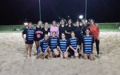OLIMPÍADAS DEL REENCUENTRO Y LA JUVENTUD: EN TODAS PRENDIDAS, LAS LECHUZAS Y CLAVÍCULAS, GANADORAS DE LA SEGUNDA FECHA DE BEACH HÁNDBOL