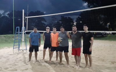 CADENA DE FRÍO, OSVALDITOS Y TROTAMUNDOS SE IMPUSIERON EN LA 5º FECHA DE BEACH VÓLEY MASCULINO EN LAS OLIMPÍADAS DEL REENCUENTRO Y LA JUVENTUD