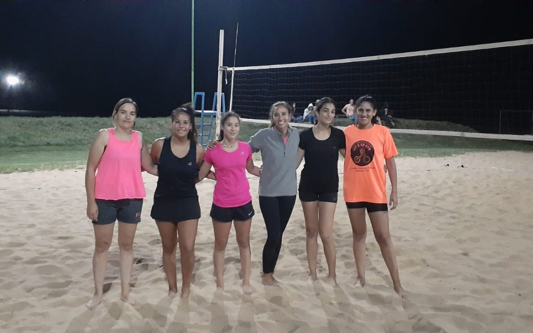 OLIMPÍADAS DEL REENCUENTRO  Y LA JUVENTUD: TRIUNFOS DE TEAM FIT, LAS DEL 30, LAS LORITAS  Y VIKINGAS EN LA TERCERA FECHA DEL BEACH VÓLEY