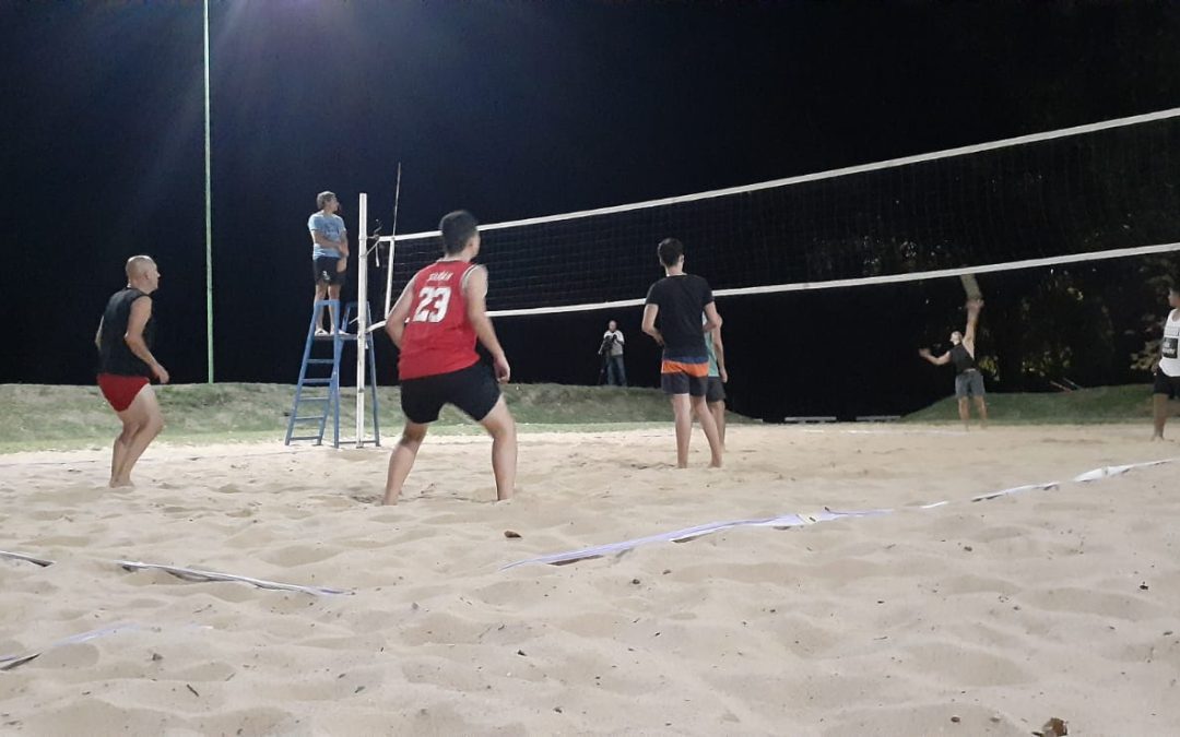 OLIMPÍADAS DEL REENCUENTRO Y LA JUVENTUD: EN LA 2º FECHA DEL BEACH VÓLEY MASCULINO GANARON OSVALDITOS, CADENA DE FRÍO Y ATLÉTICOS PÚA