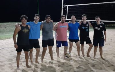 OLIMPÍADAS DEL REENCUENTRO Y LA JUVENTUD: TROTA MUNDO, OSVALDITOS Y CADENA DE FRÍO, LOS GANADORES DE LA 1º FECHA DE BEACH VÓLEY MASCULINO