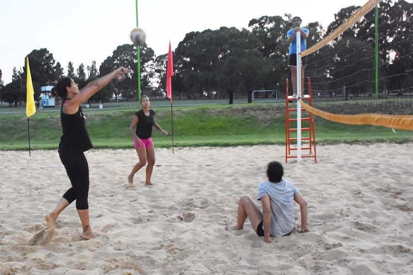 OLIMPÍADAS DEL REENCUENTRO Y LA JUVENTUD: CAMBIOS EN EL FIXTURE DE BEACH VÓLEY FEMENINO POR LA INCORPORACIÓN DE OTROS DOS EQUIPOS