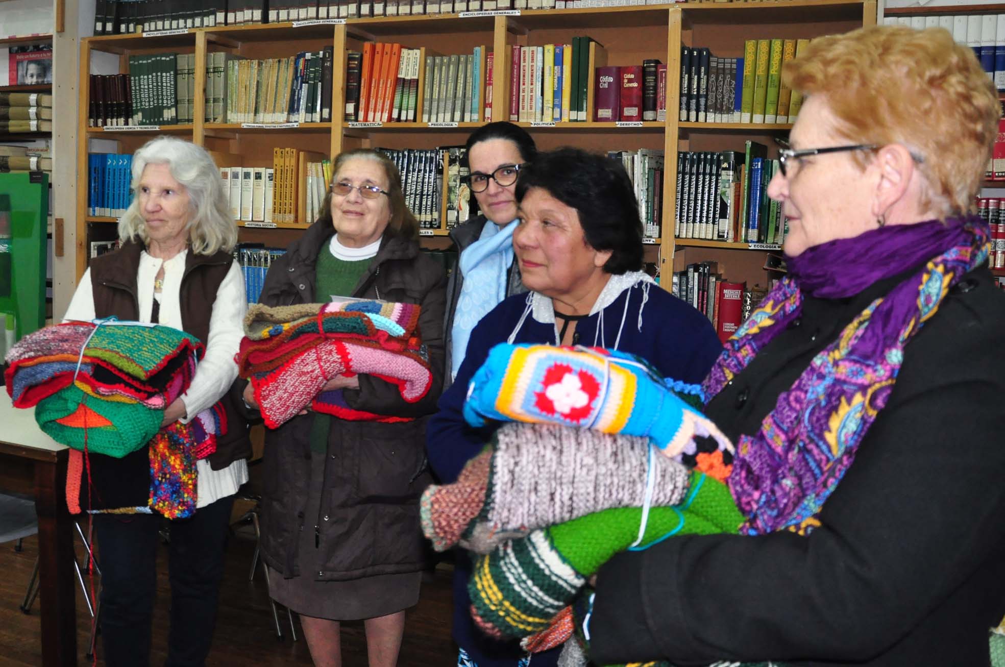 Biblioteca mantas 003