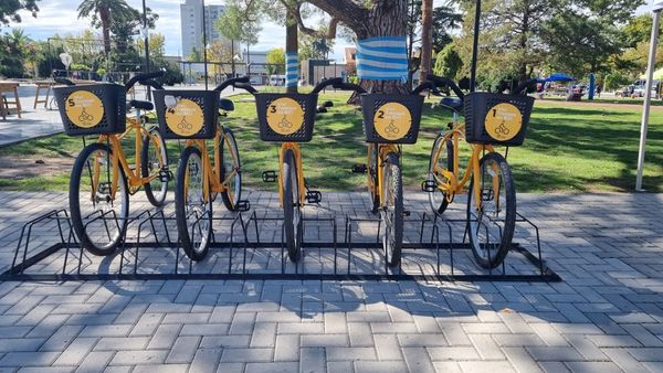 “VIVÍ TRENQUE EN BICI”: EL SERVICIO SIGUE FUNCIONANDO DE MANERA GRATUITA EN LA TERMINAL DE ÓMNIBUS, DE LUNES A VIERNES DE 8 A 18