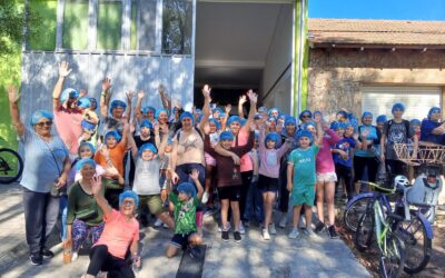 “BICITURISMO Y HELADOS POR LA CIUDAD”: OTRA EXPERIENCIA EXITOSA QUE REUNIÓ A NUMEROSAS FAMILIAS Y AMIGOS