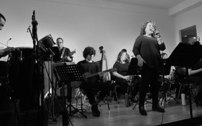 LA BIG BAND SE PRESENTÓ EN EL AUDITORIO DEL CENTRO CÍVICO CON BUEN MARCO DE PÚBLICO