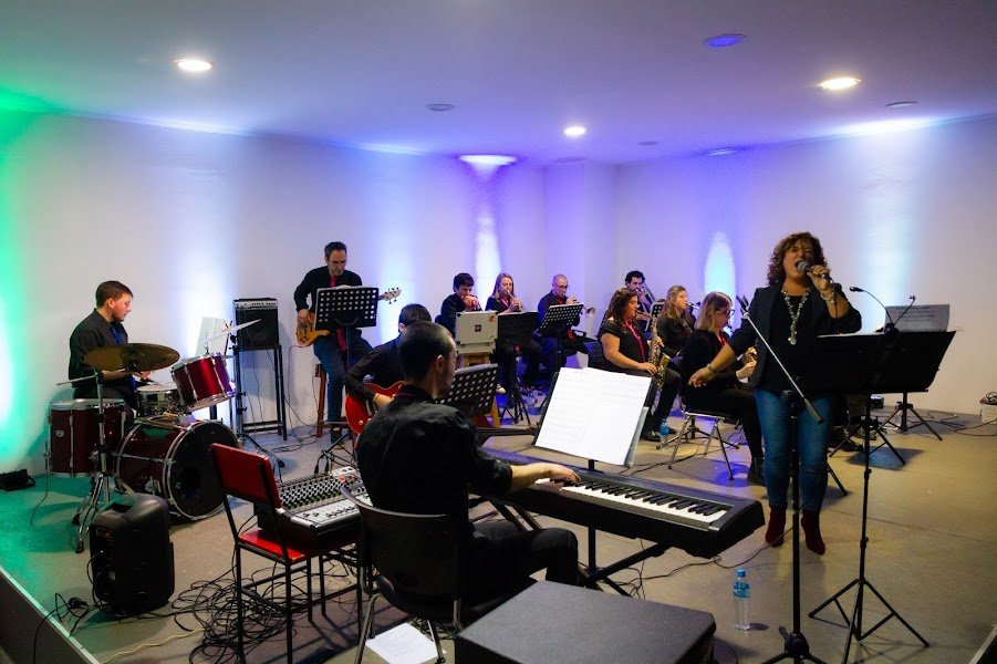 A BENEFICIO DEL JARDÍN PANADEROS AL VIENTO Y CON ARTISTAS INVITADOS, LA BIG BAND DARÁ UN CONCIERTO EL DOMINGO 27 DE NOVIEMBRE