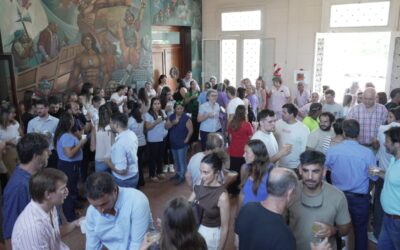 COMO CIERRE DE AÑO, EL INTENDENTE FRANCISCO RECOULAT BRINDÓ CON TRABAJADORES MUNICIPALES Y DESEÓ LOS MEJORES AUGURIOS PARA 2026