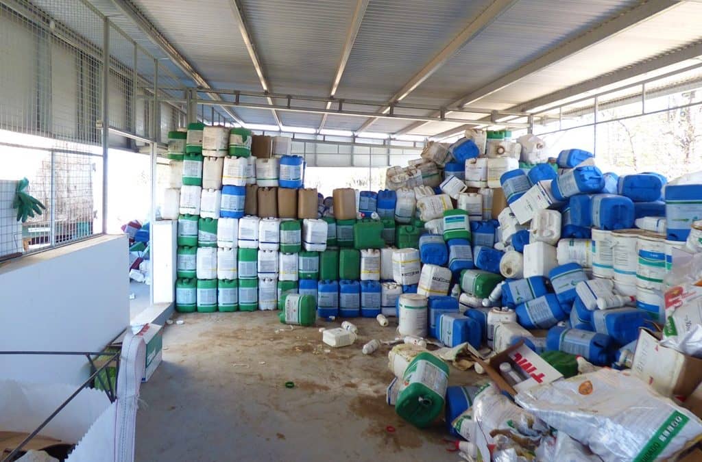 Se retiraron unos 3700 bidones del Centro de Acopio