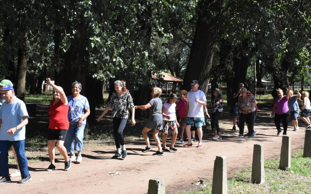 LA MUNICIPALIDAD DE TRENQUE LAUQUEN Y EL PAMI REALIZARÁN UNA NUEVA EDICIÓN DE LA COLONIA DE VERANO PARA ADULTOS MAYORES