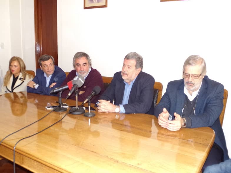 El Ministro Elustondo y Fernández firmaron un acuerdo por el Club Social de Innovación