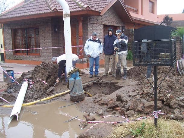 Servicios Sanitarios reparó una rotura de caño