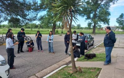 ESPACIOS VERDES CAPACITÓ A ALUMNOS/AS Y DOCENTES DEL INSTITUTO PADRE CASTELLARO PARA REALIZAR EL CENSO DE ARBOLADO EN BERUTI