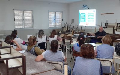 DEFENSA CIVIL BRINDÓ TALLERES DE RCP Y PRIMEROS AUXILIOS AL PERSONAL DE LOS JARDINES MATERNALES MUNICIPALES DE BERUTI