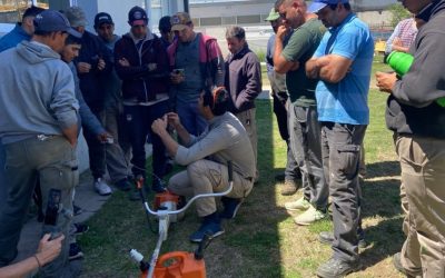 PERSONAL DE ESPACIOS VERDES RECIBIÓ UNA CAPACITACIÓN TEÓRICO -PRÁCTICA SOBRE EL MANTENIMIENTO DE LAS HERRAMIENTAS QUE USAN